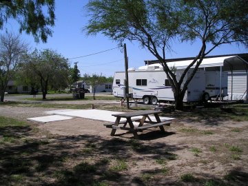 5th Wheel site for rent on South Vista in Sandia, Texas